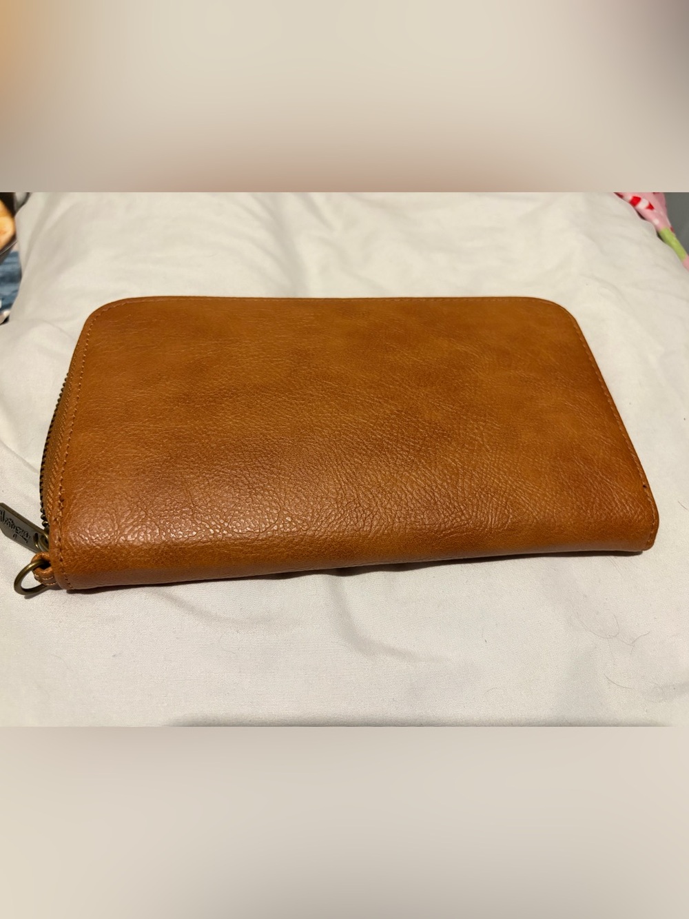 Leather Women’s Clutch Wallet - Tan